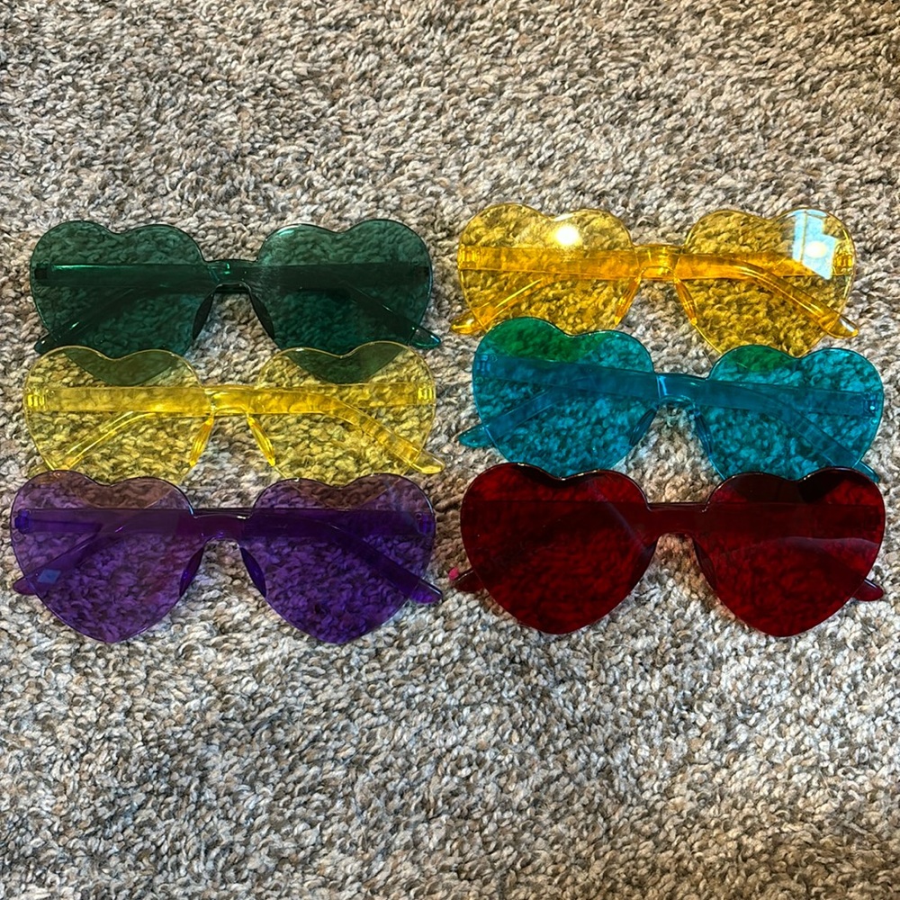 6 pack heart shaped glasses